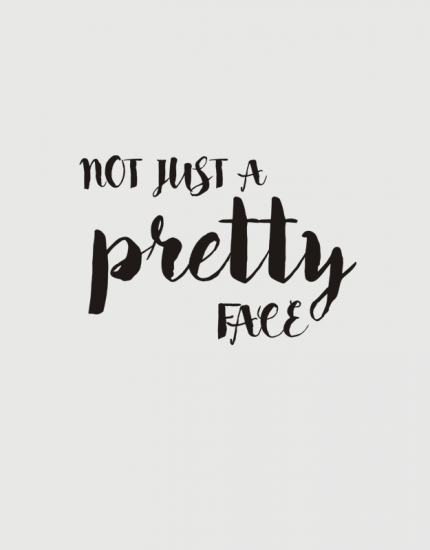 Μπλουζάκι με στάμπα Not just a pretty face
