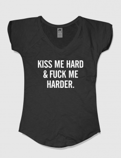 Μπλουζάκι με στάμπα Kiss me hard Μπλουζάκι με στάμπα Kiss me hard